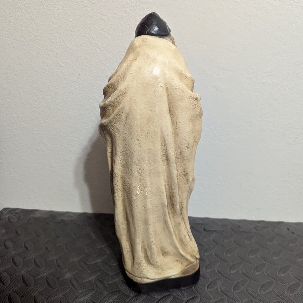 Vintage Praying Rabbi Statue - Picture 6 of 7